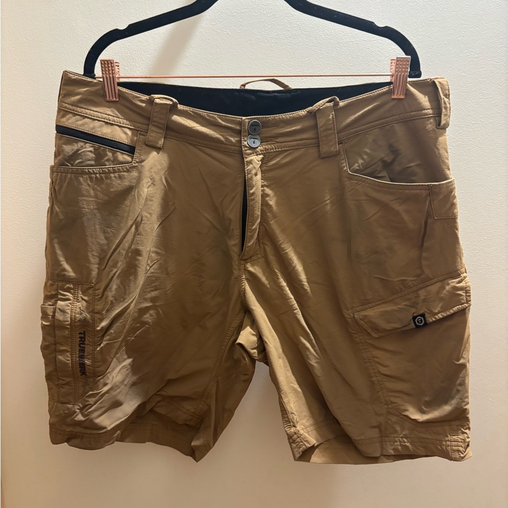Tan TRUEWERK T-1 WerkShorts Work Shorts 🛠️